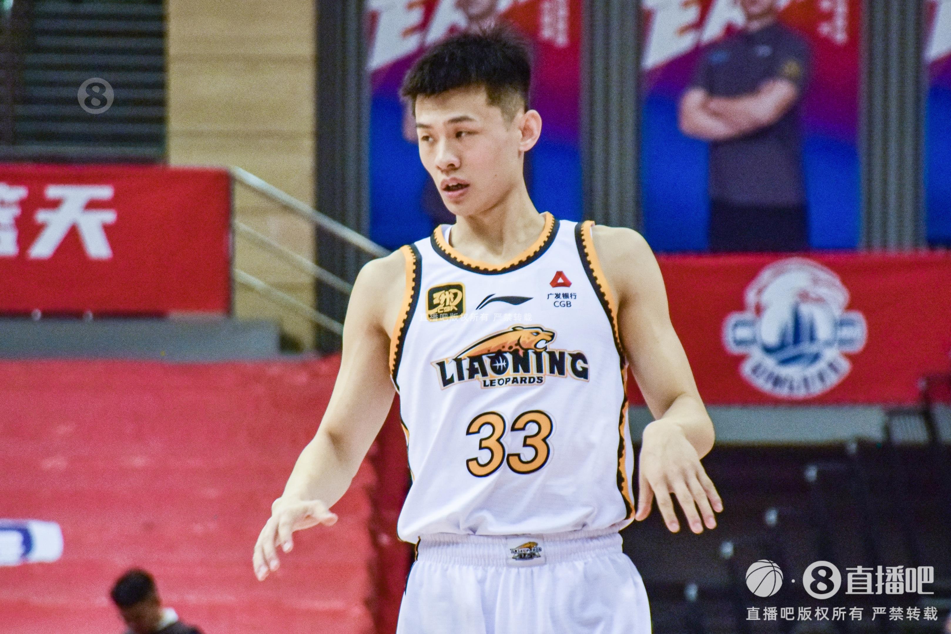 盡力了！王嵐嵚末節(jié)2記三分 全場18分鐘4中3拿到10分